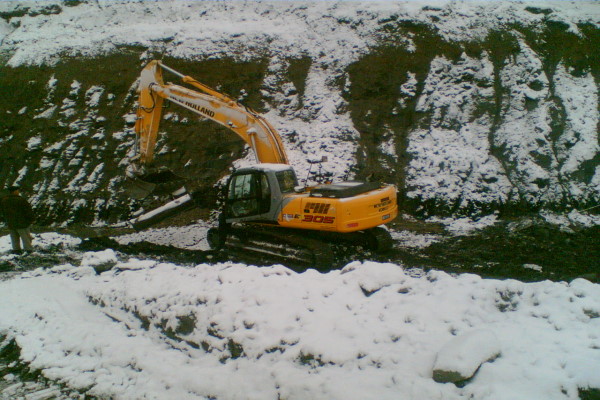 New Holland Kobelco E305